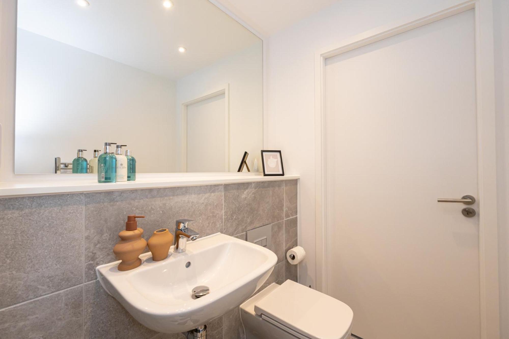 Pet Friendly 2Br Near Station By Asquare Letting Lejlighed Manchester Eksteriør billede